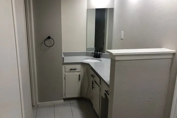 Kitchen prep counter with cooktop